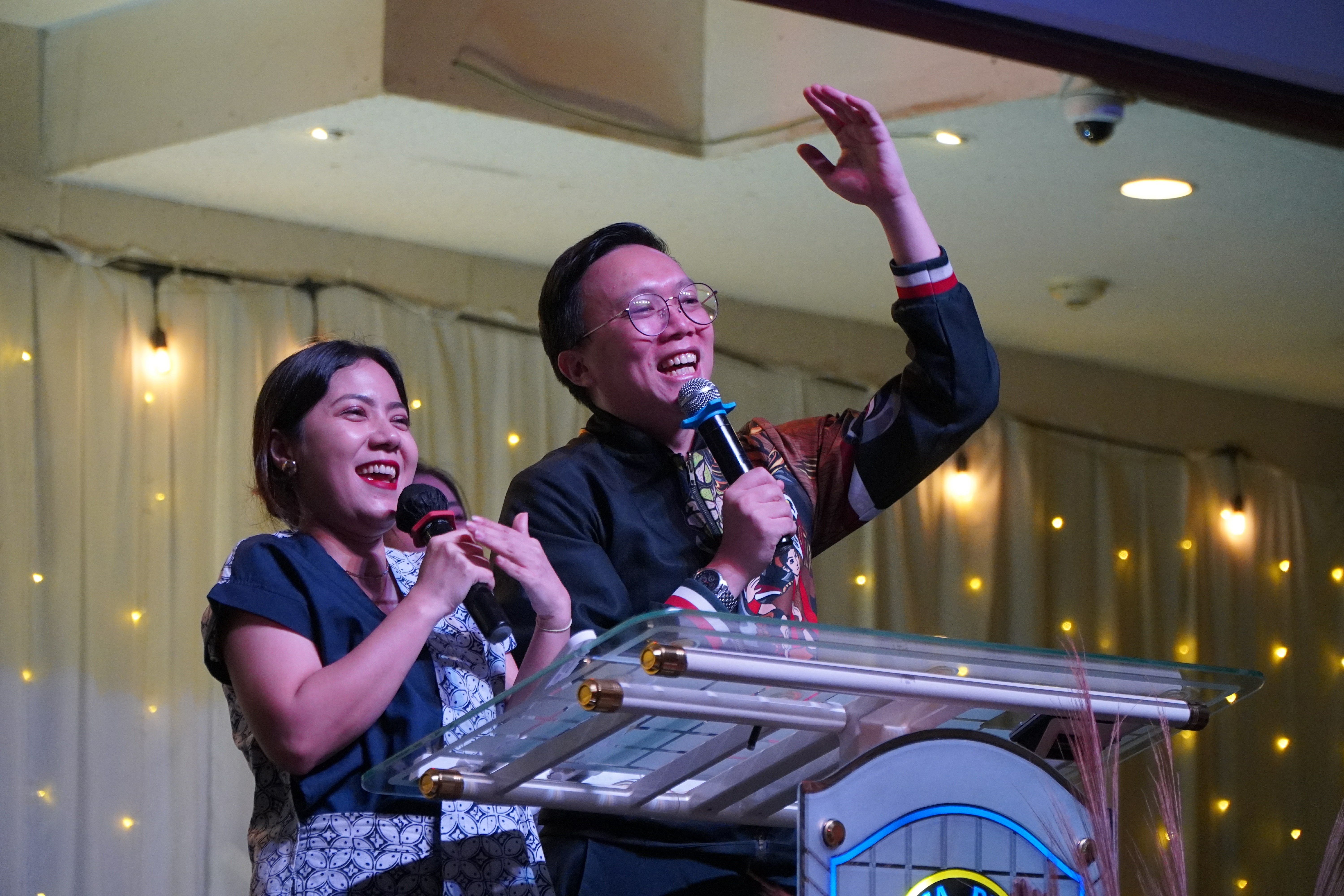 MP Young Couples & Pro